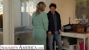 Naughty America - Big Breasted Blonde Rachael Cavalli Gets A Job With The Repairman After Lemonade.