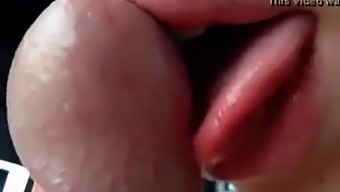 An Amazing Blowjob From A Hot Girl Friend.