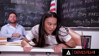 Horny Asian Coed Gets Her Tight Pussy Stretched By Her Teacher'S Big Cock