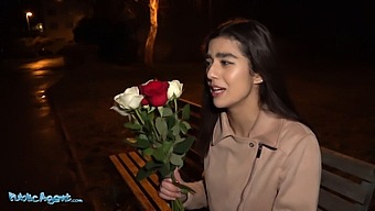 Hd Video Of Aaeysha Receiving Valentine'S Day Surprise From Erik Everhard