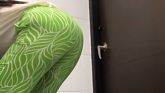 Secretly Recorded Video Of Curvy Assistant Using Restroom At Work